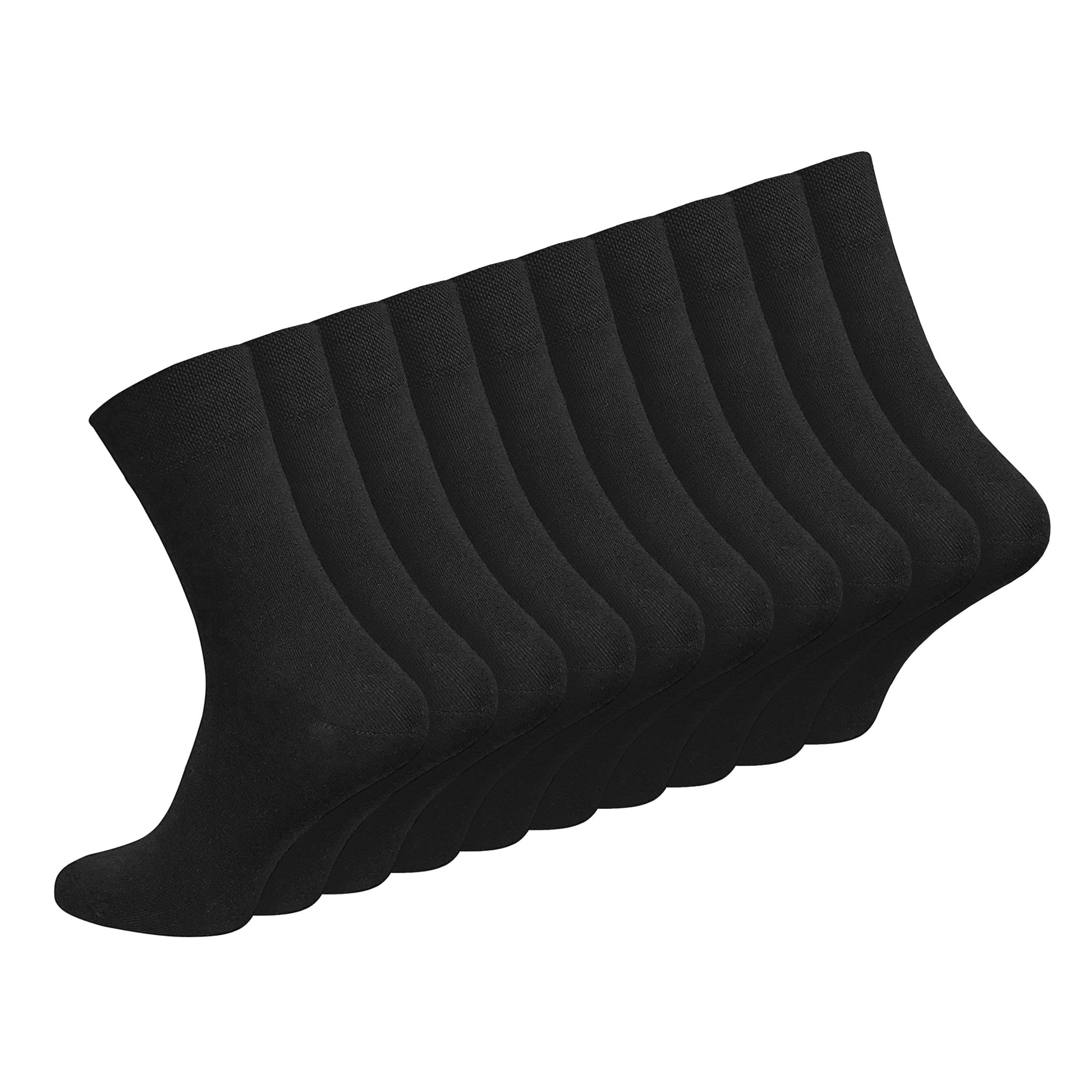 Set van 10 zwarte Calzera Klassieke Herensokken, naast elkaar weergegeven op een witte achtergrond, met het voetmodel weggephotoshopt, ideaal voor ultiem comfort en stijl in dagelijks gebruik.